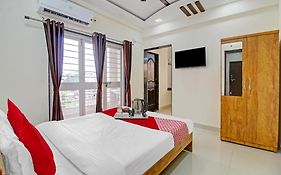 Hotel White House Pune 4*